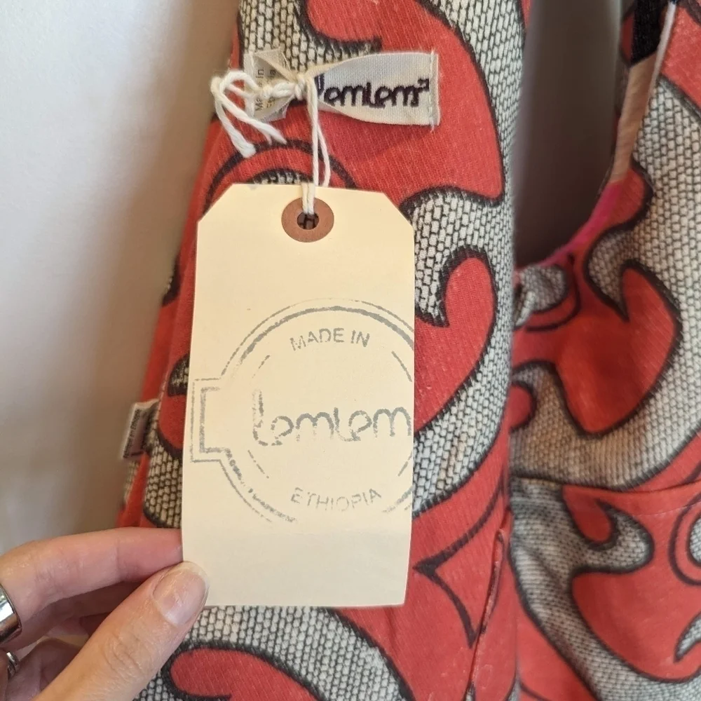 Lemlem Bara reversible slouchy shoulder bag pink and gray NWT